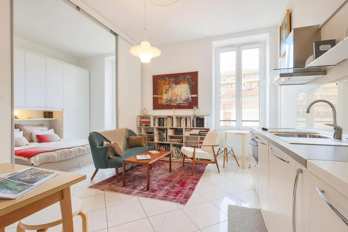 La Library - Luminous Apartment In City Center - Close To Sea Menton 0*,  Francie