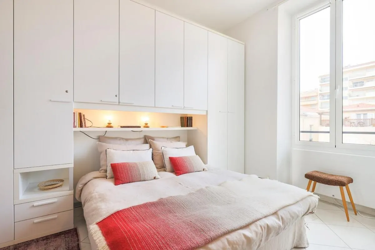 La Library - Luminous Apartment In City Center - Close To Sea Menton Francia