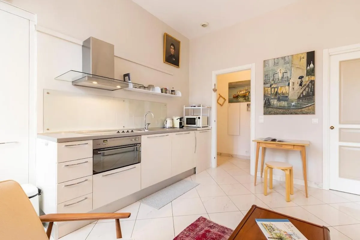 La Library - Luminous Apartment In City Center - Close To Sea Menton