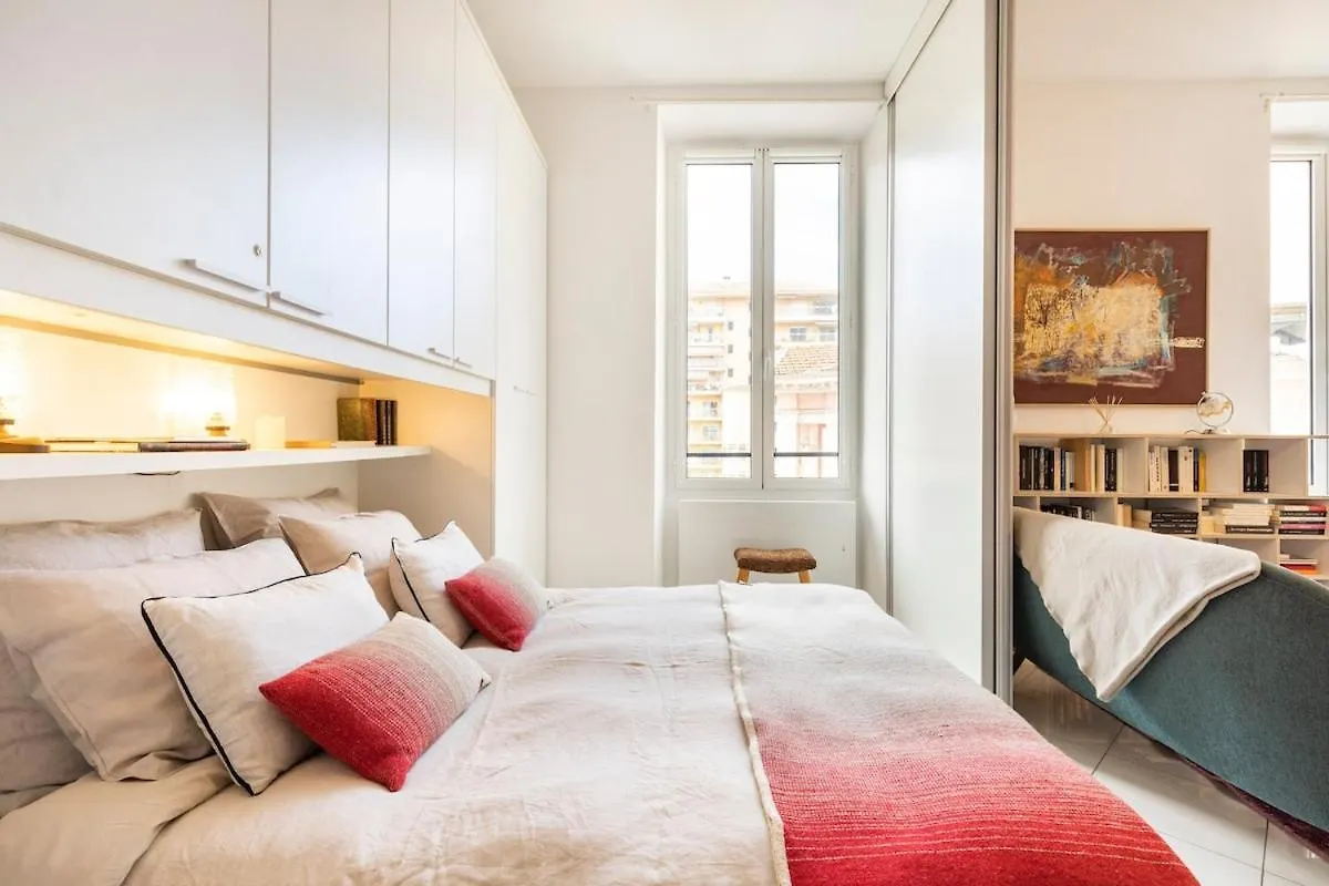 La Library - Luminous Apartment In City Center - Close To Sea Menton France
